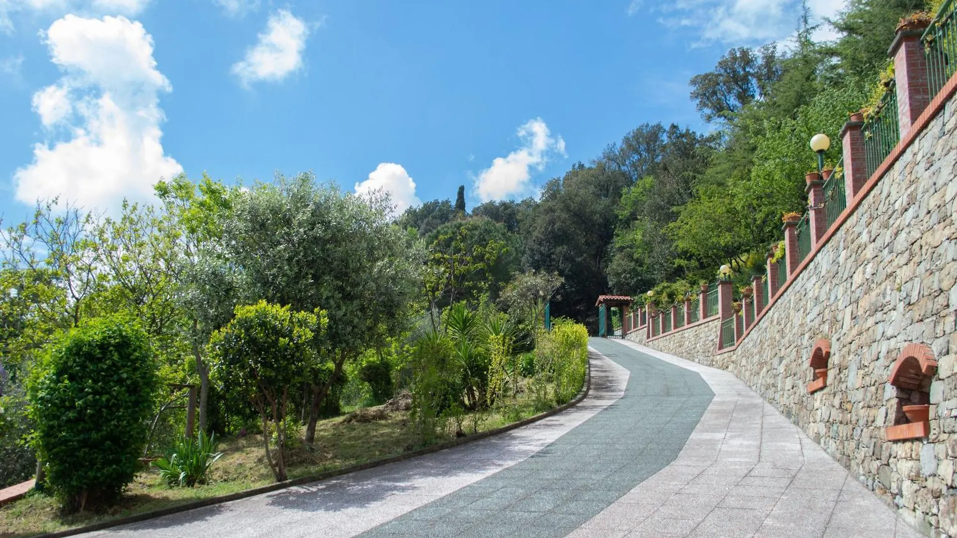 Bed&Breakfast Bella Vita Bracco Italy